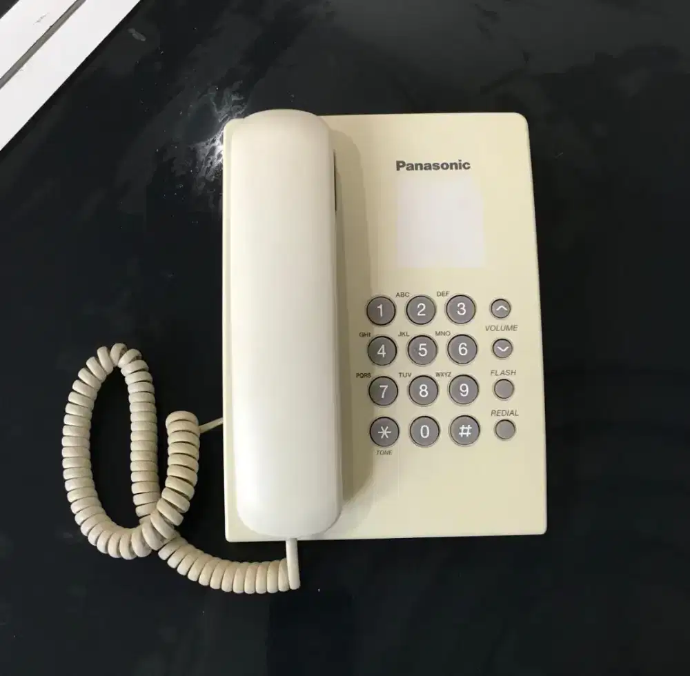 Telepon rumah merk *Panasonic* (harga untuk 2pcs)
