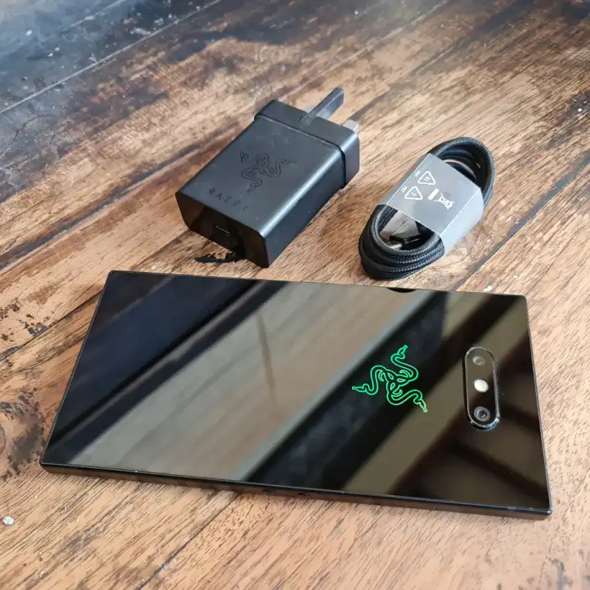 Razer Phone 2 HP Game Layar Sharp IGZO 120Hz Razer 2 Mulus Istimewa