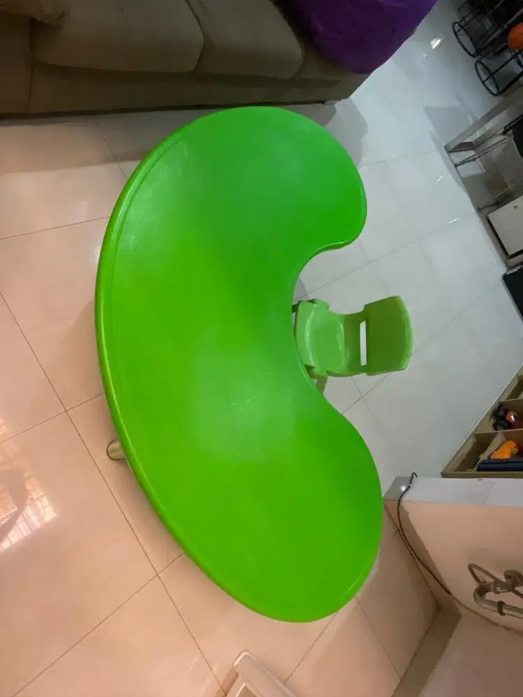 Meja belajar informa U form &