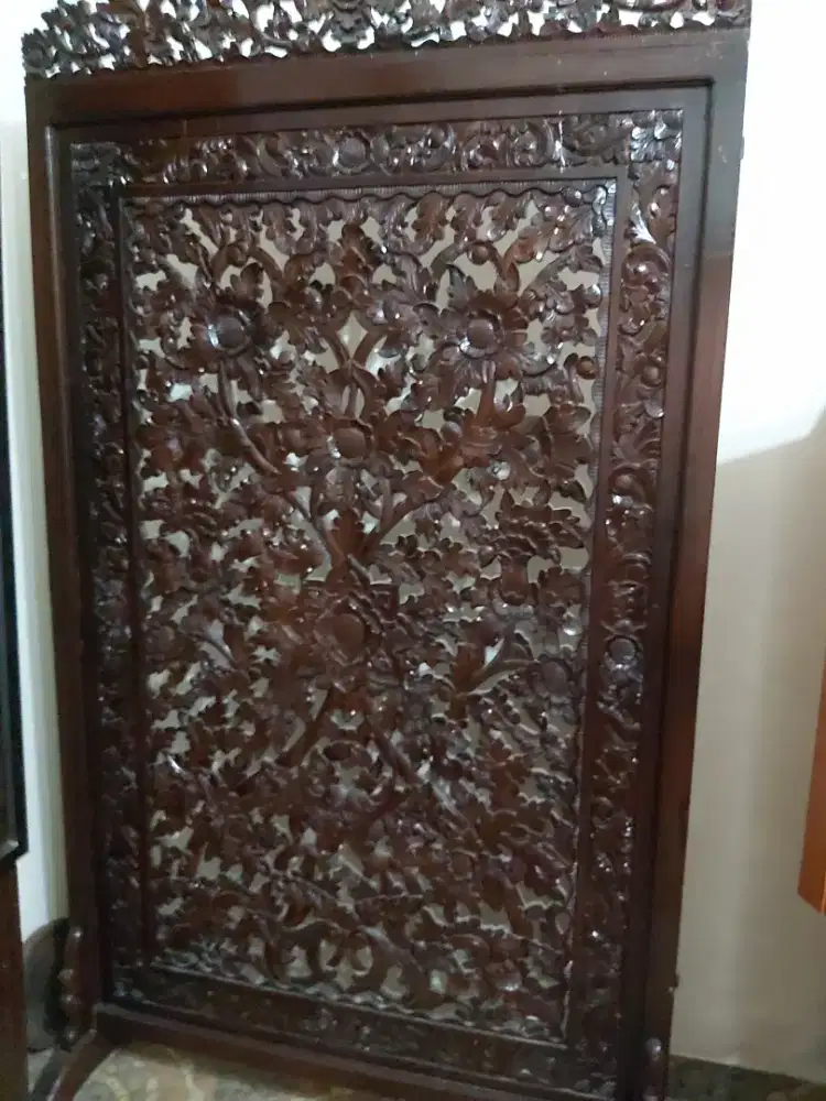 Gebyok Pelaminan ukir jati