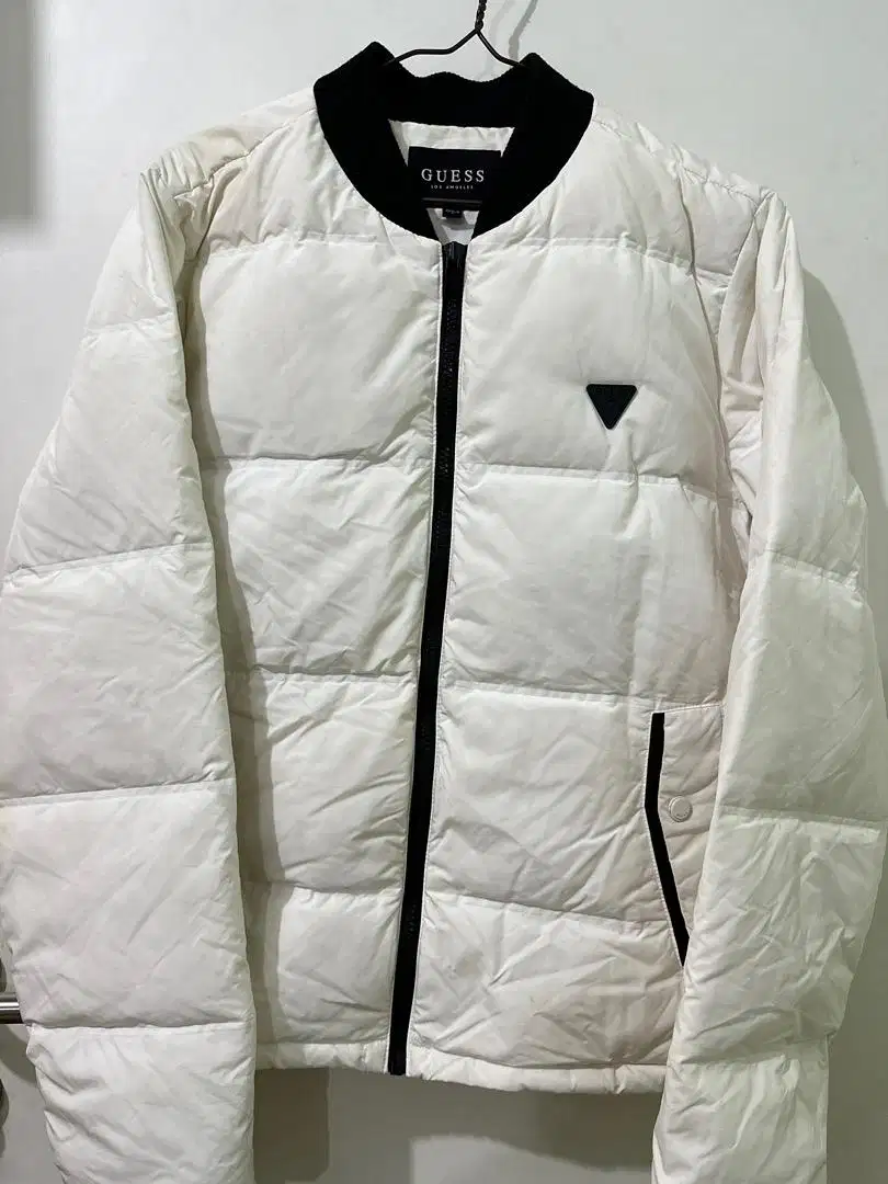 Guess Jaket Bulu Angsa