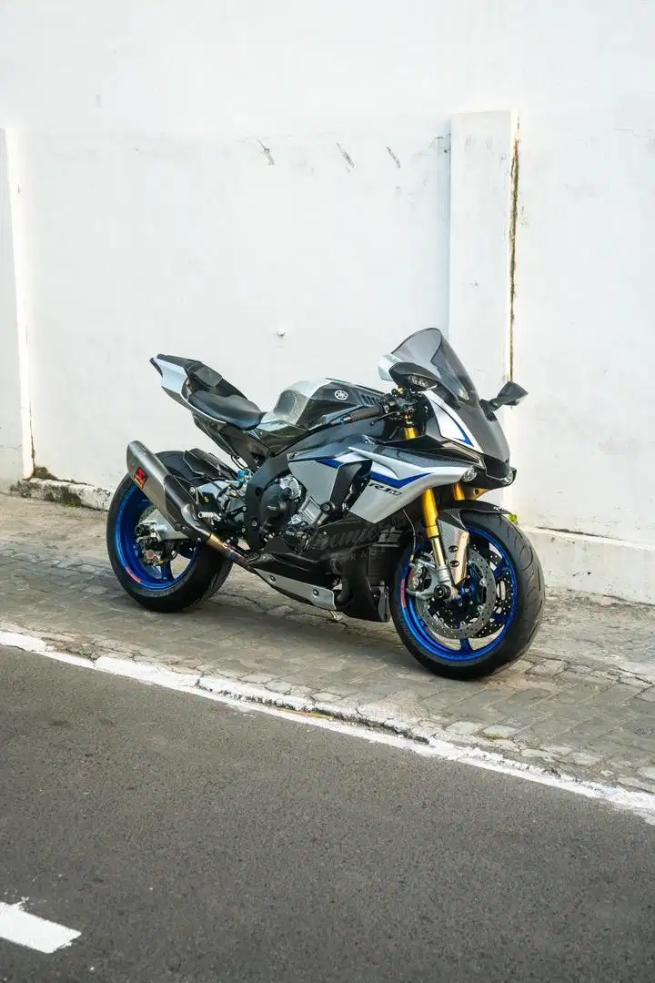 Motor Sultan : Yamaha YZF - R1 (R1m) “Collector Item” FP Resmi