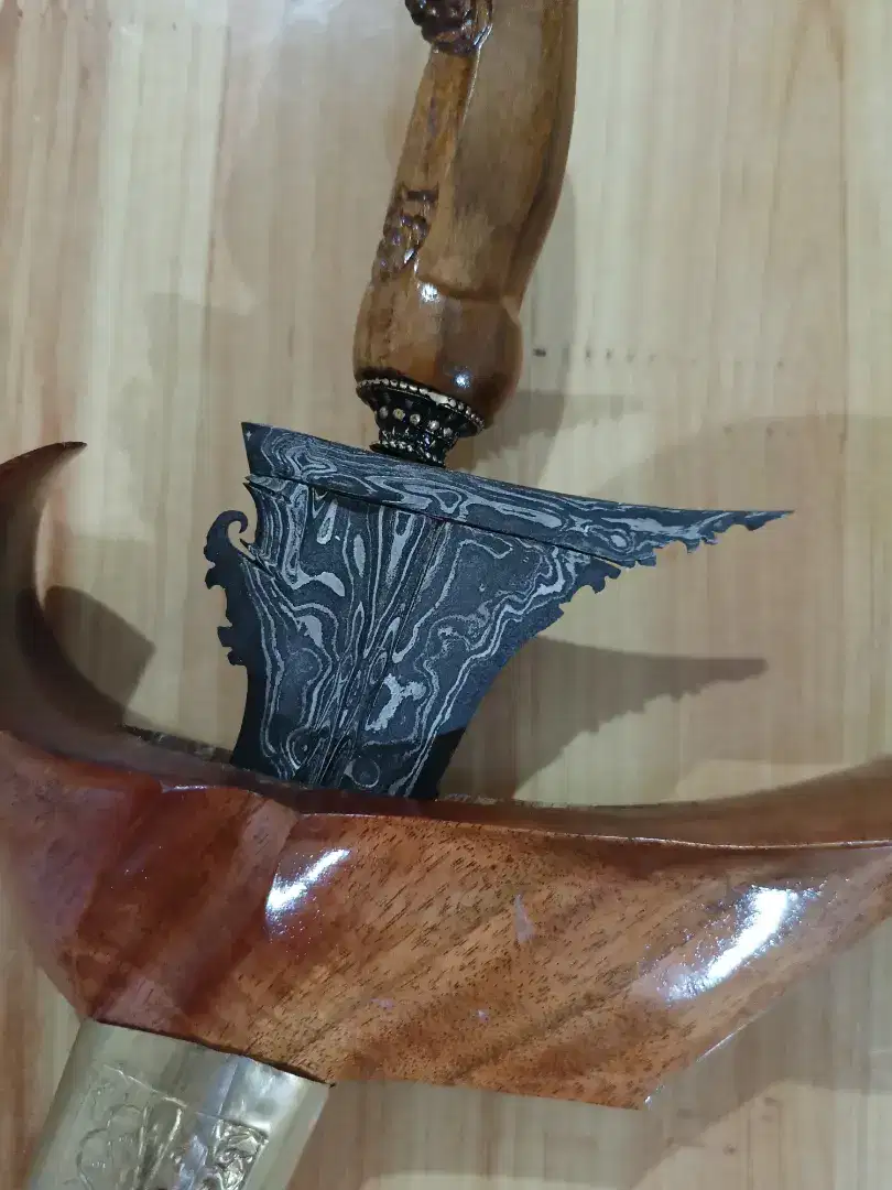 Keris Udan Mas Parung Sari Luk 13