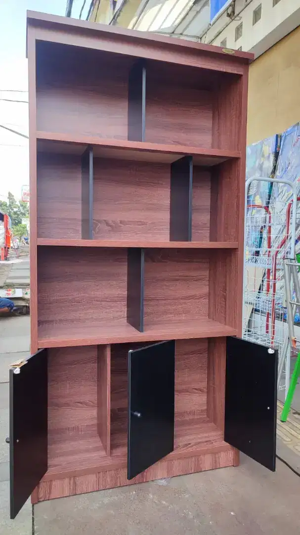 RAK BUKU RAK ARSIP ( P 90 X L 30 x T 170 cm )