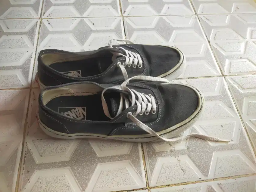 Sepatu Vans clasick size 43