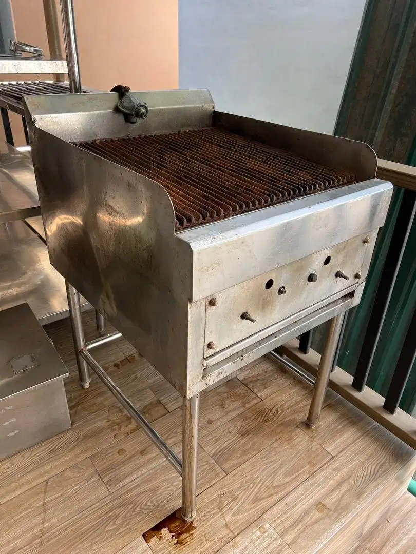 Bbq grill stainless gas