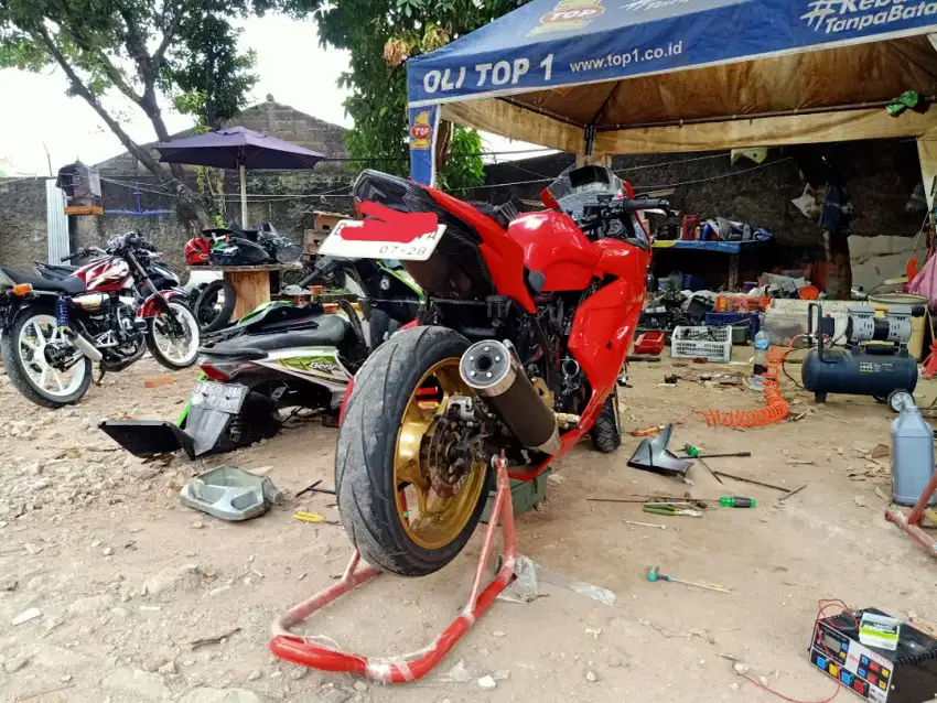Ninja 250 karbu / Kawasaki Ex 250 jual/tt