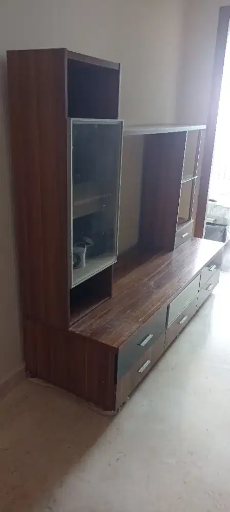 Lemari TV  dan Pajangan