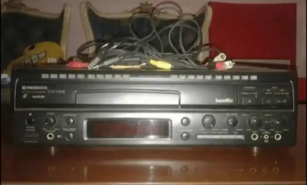 Video cd lawas merk pioneer