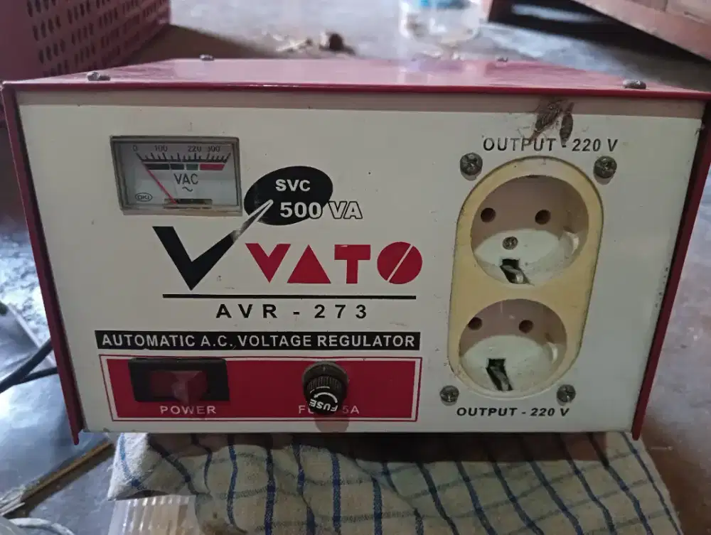 Auotomatic voltage regulator