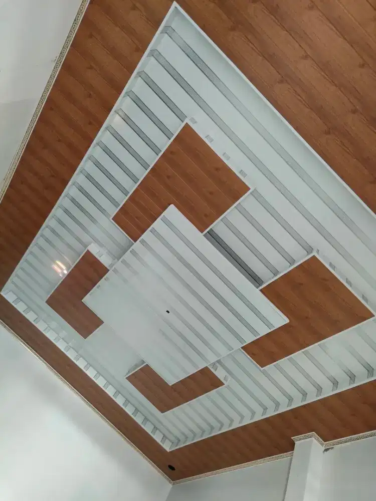 Satu paket terpasang plafon PVC