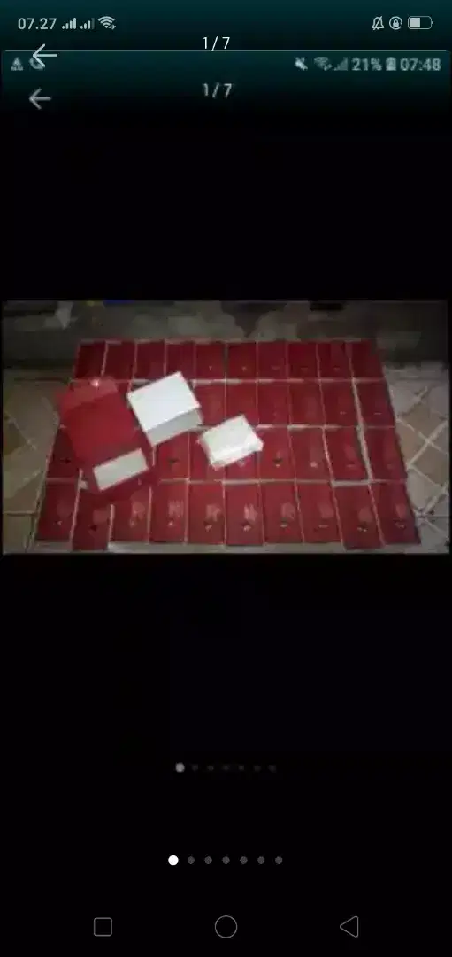 Ada 41 bh kotak jam tgn berkualitas brg baru hrg murah se lg ada cpt