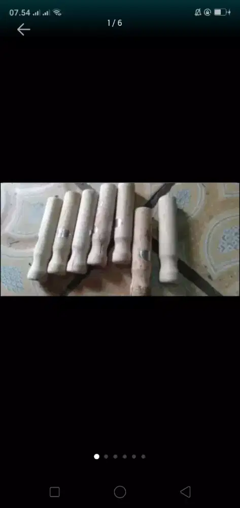 Se paket gagang kayu serba guna brg baru hrg murah mgkn ada yg perlu