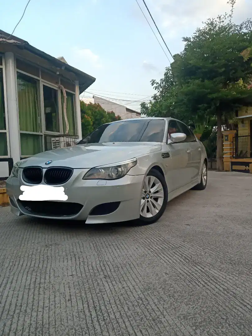 BMW E60 520i 2004