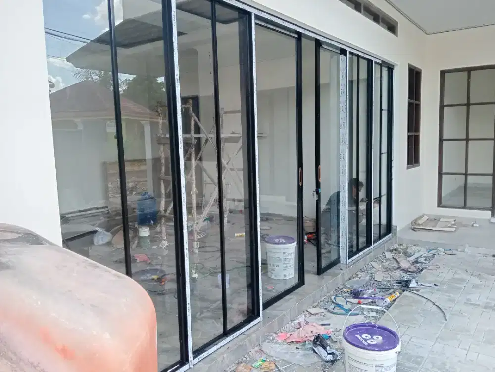 Kusen aluminium kaca pintu geser tau dorong