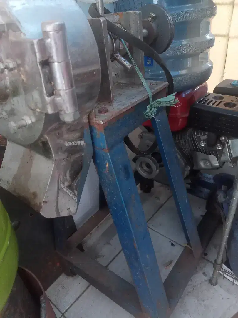 Mesin giling bumbu