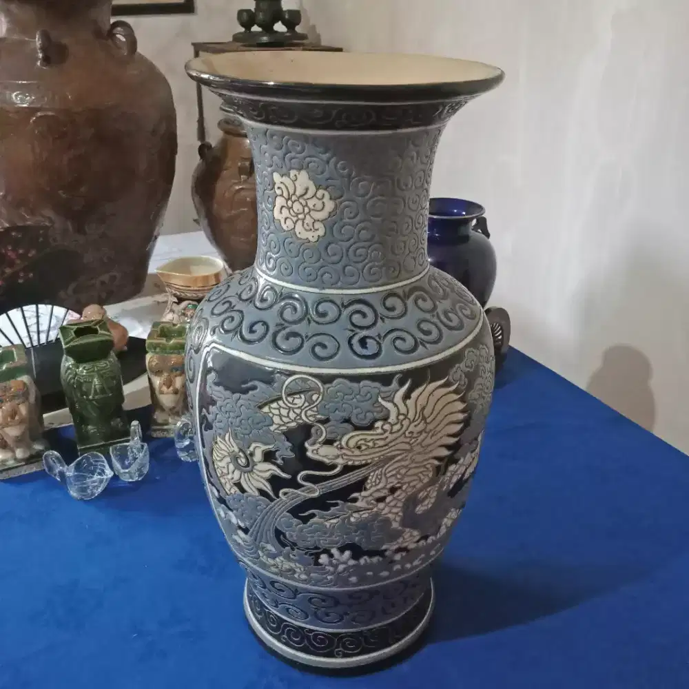 Vas Antik Cina Tinggi 53 cm