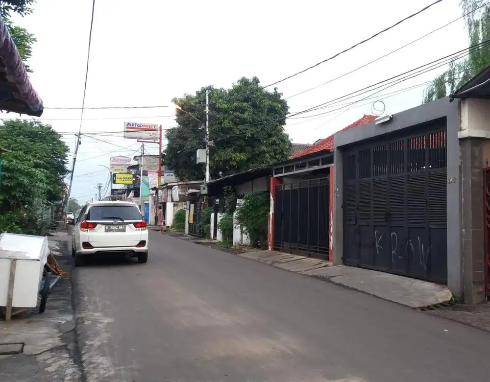 DI JUAL RUMAH DEKAT BINUS