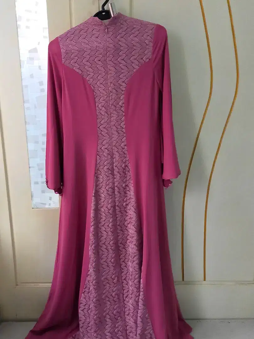 Dress pesta brokat