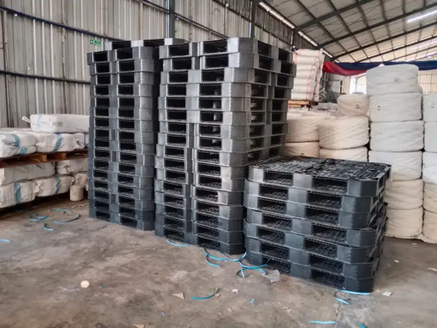 Jual pallet plastik bekas palet plastik second