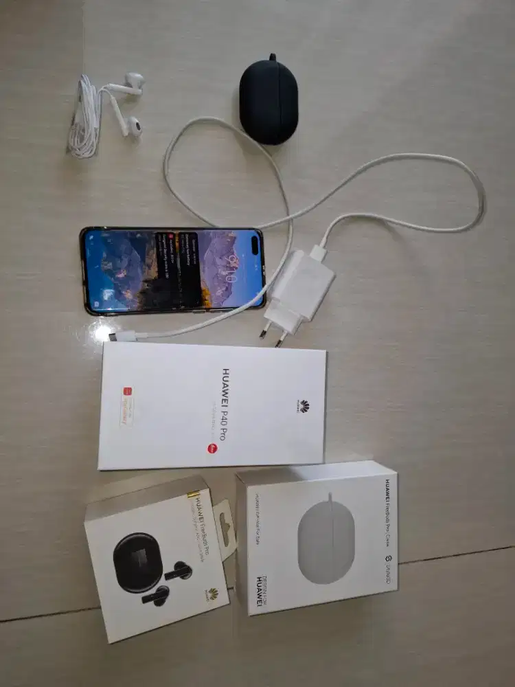 Dijual huawei p40 pro 8/256 indo + bonus freebuds pro