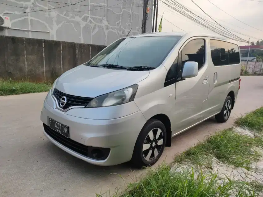 Nisan evalia SV metik 2013