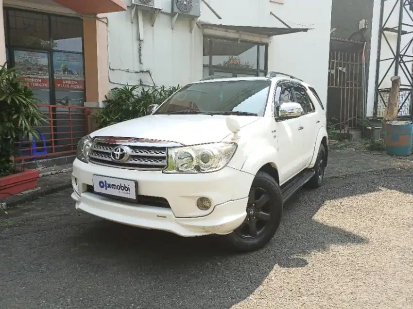 Like New - TOYOTA FORTUNER 2.5 G SOLAR A/T 2011 PUTIH