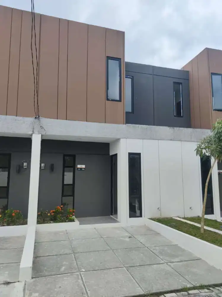 Di Jual Cepat!! Nego sampai deal! Rumah 2 lantai di Citaville