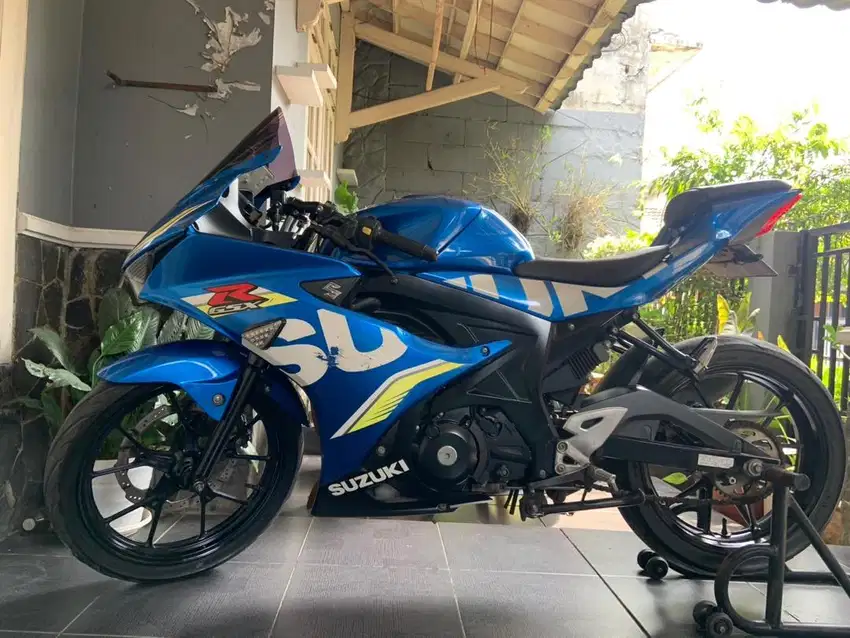 GSX-R150 keyless 2017 (KM RENDAH)