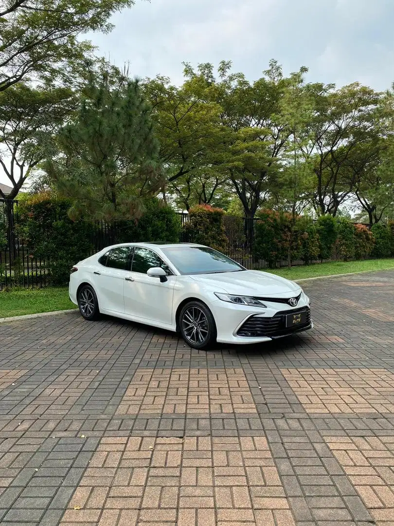 Toyota Camry 2.5V Facelift 2022