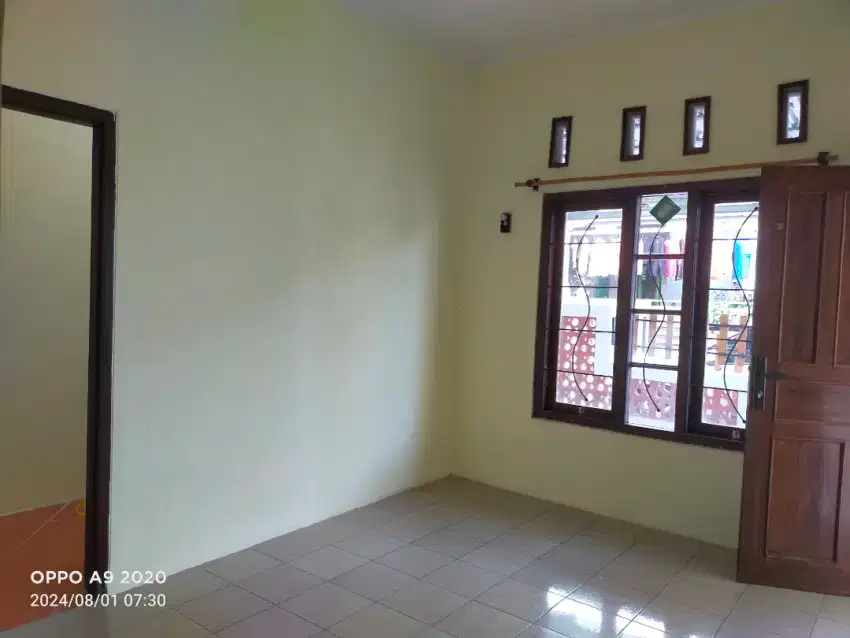 Dikontrakkan Rumah full bangunan 15.000.000