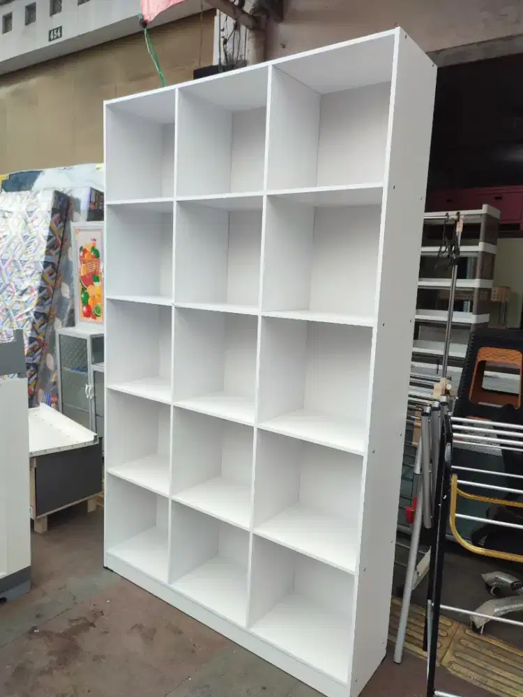 Rak Serbaguna 15 Kotak