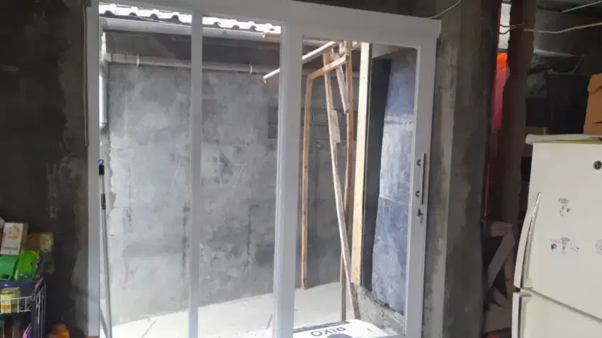 Pintu dan jendela aluminium