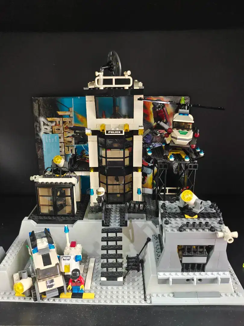 LEGO Police office