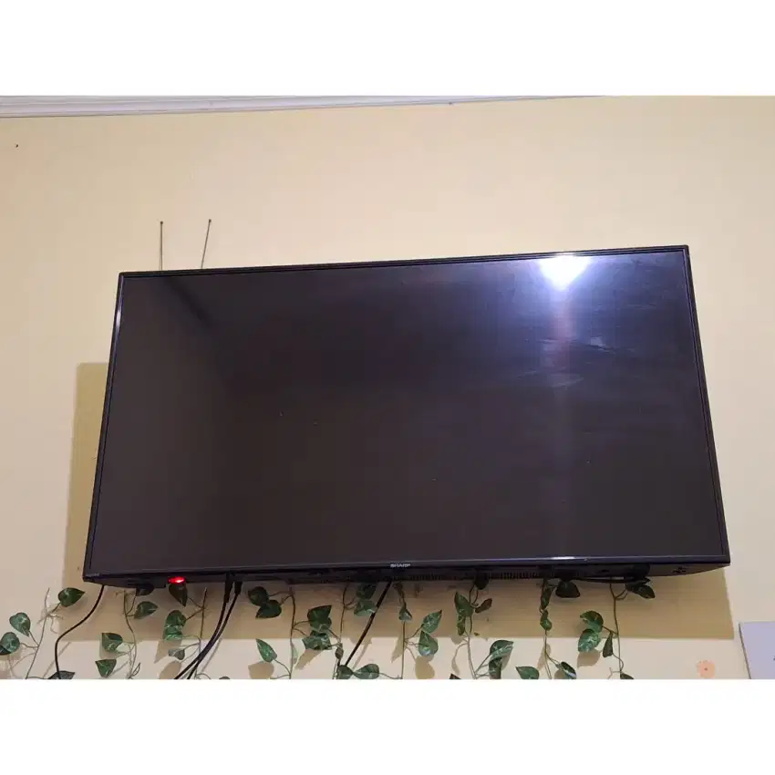 DIJUAL TV SHARP FHD DIGITAL LED 45 INCH