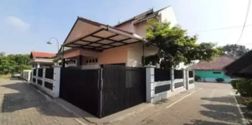 Di jual Rumah di Belakang kampus UNSERA