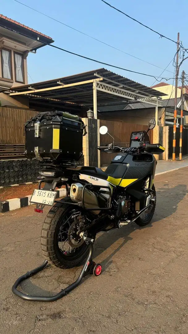 Norden 901 siap turing, lengkap dan mulus. Bonus box