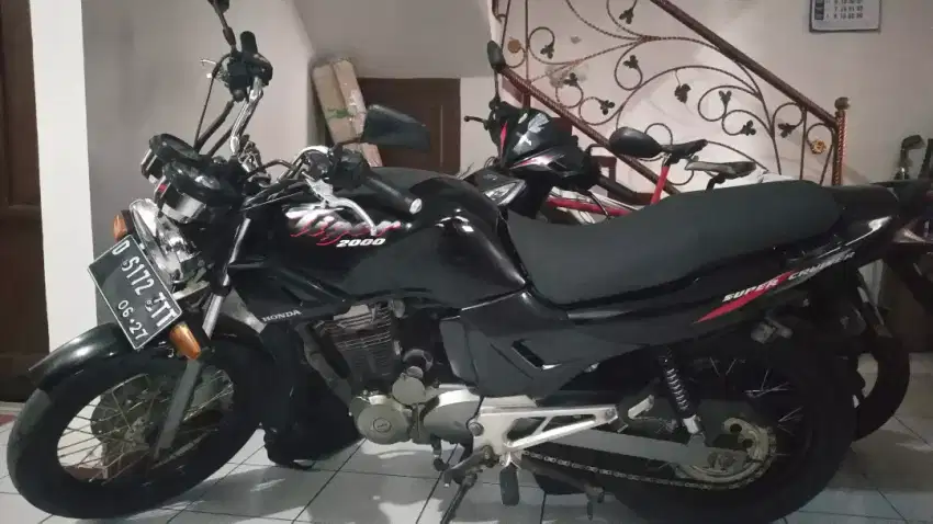 Honda tiger lama