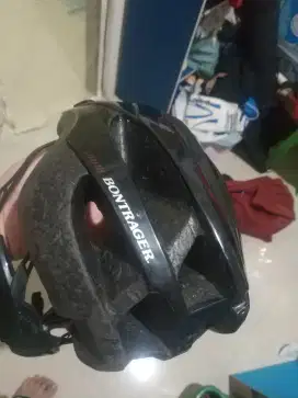 Helm sepeda merk bontrager original