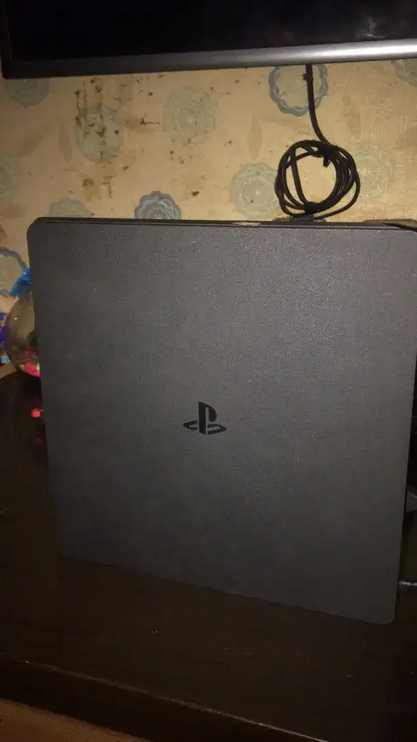 mau beli atau nyari ps4 dan ps5 slim fat atau pro