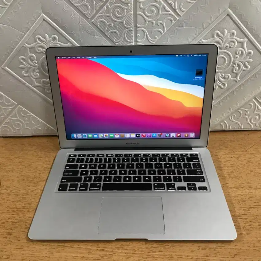 Apple Macbook Air 13 2017 Grade A MacBook Air 13 Original -