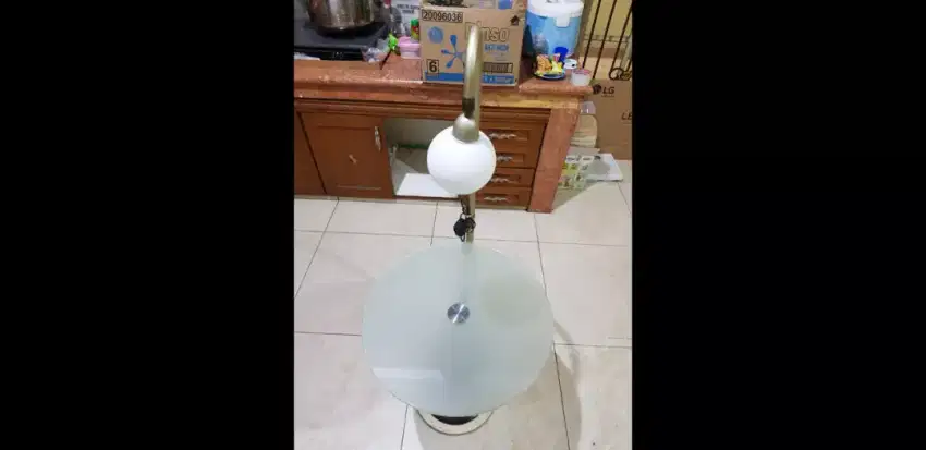 Meja lampu bulat Davinci bekas