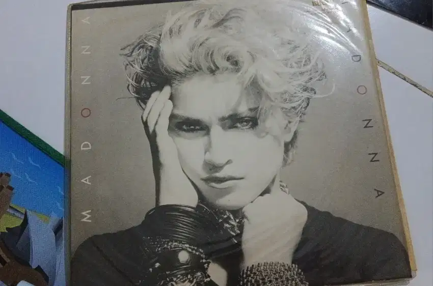 Vinyl jadul Madonna 1983