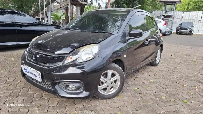 DP Rendah - Honda Brio Satya 1.2 E Bensin-AT 2018 (ERJ)