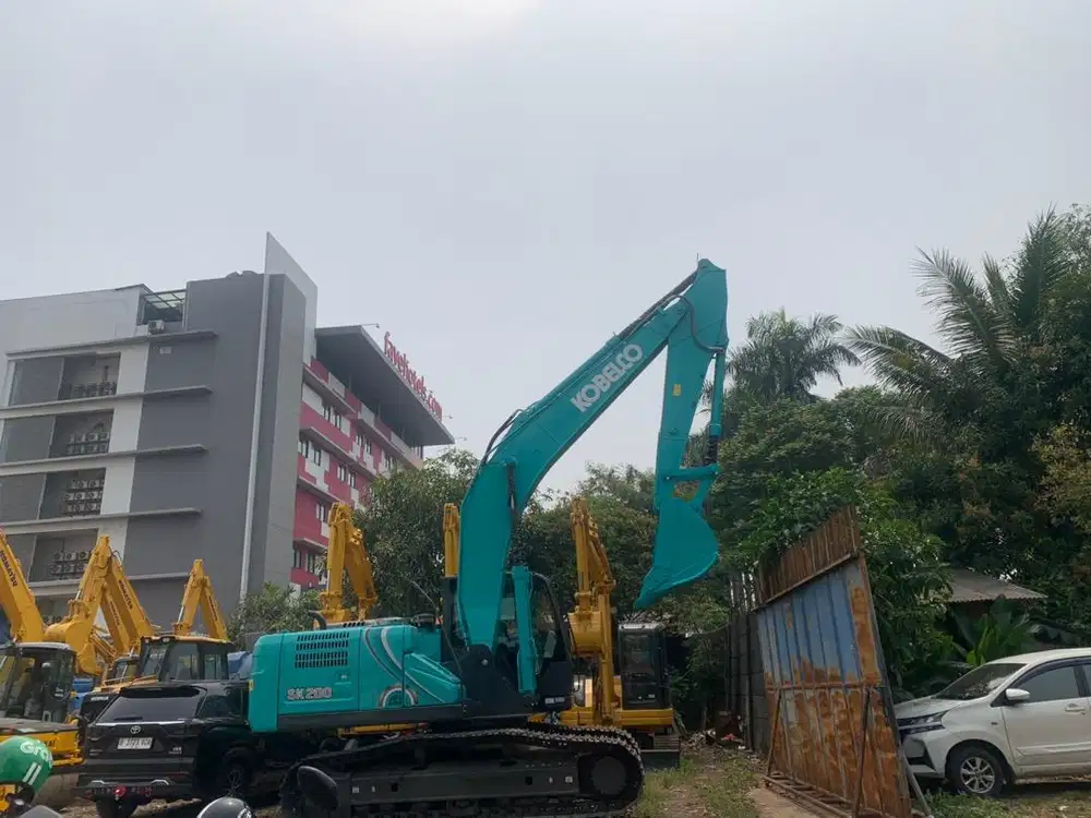 Excavator Kobelco sk 200-10 NEW