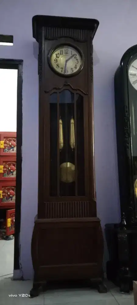 Jam bandul 2 bunyi perempatan langka