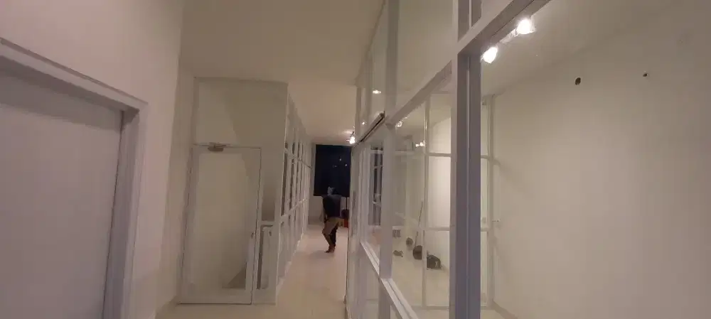 Partisi aluminium kaca custom