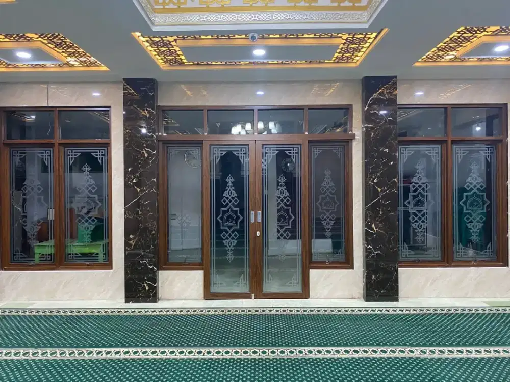 cutting stiker kaca masjid