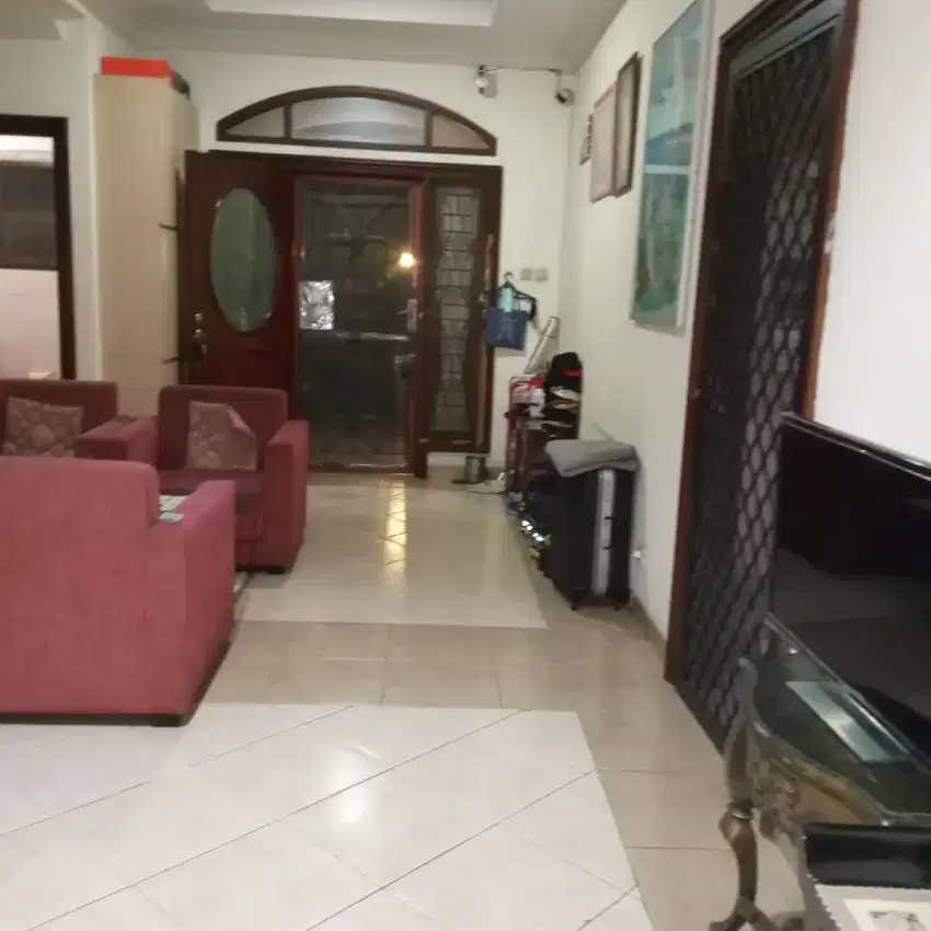 Dijual Rumah siap huni di Gading Residence Kelapa Gading