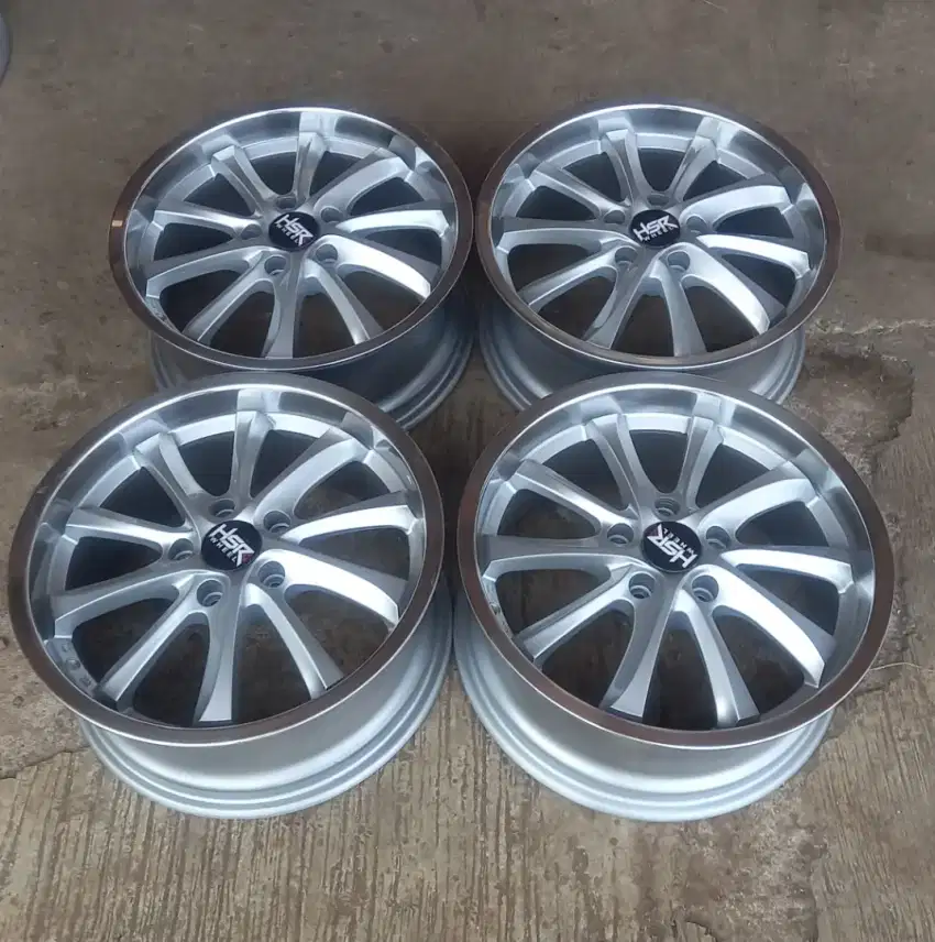 Velg hsr ring 17 pcd 114,3 baut 5